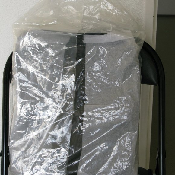 French designed - fabricated, extremely stylish, fully cow leather bag - Picture 8 of 8